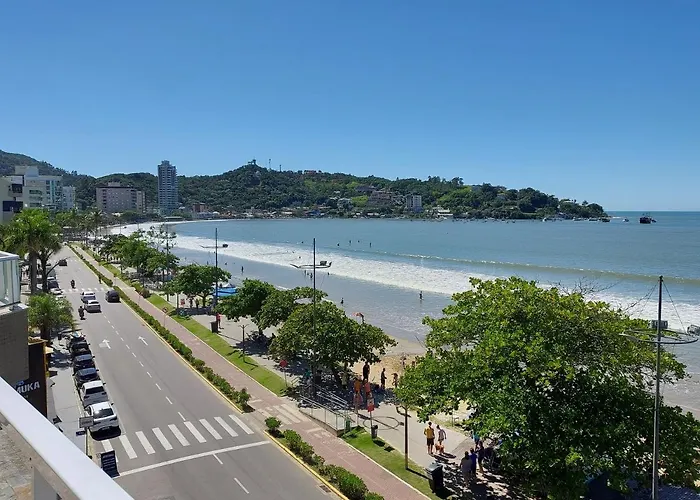 Apartamento De Cobertura Frente Para O Mar Itapema