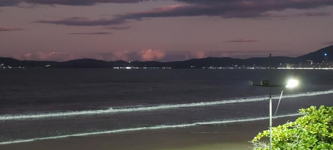 De Cobertura Frente O Mar *