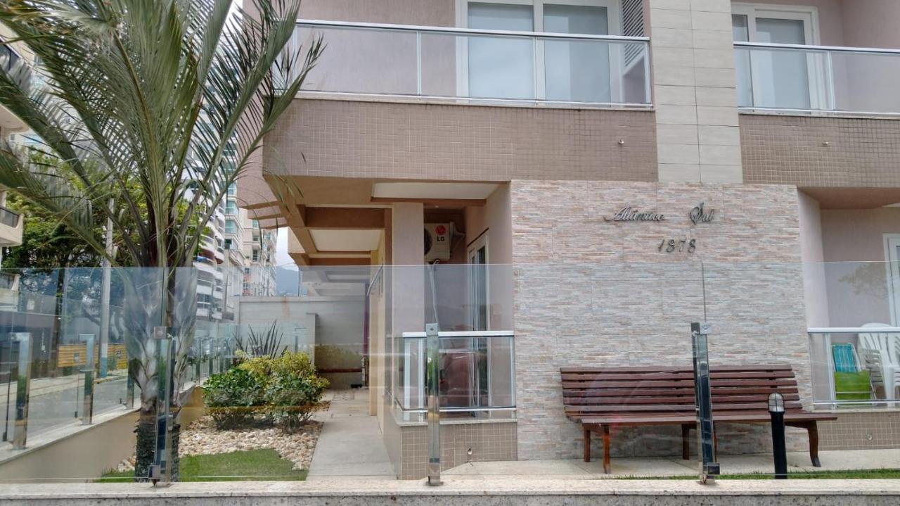 Apartment De Cobertura Frente O Mar *