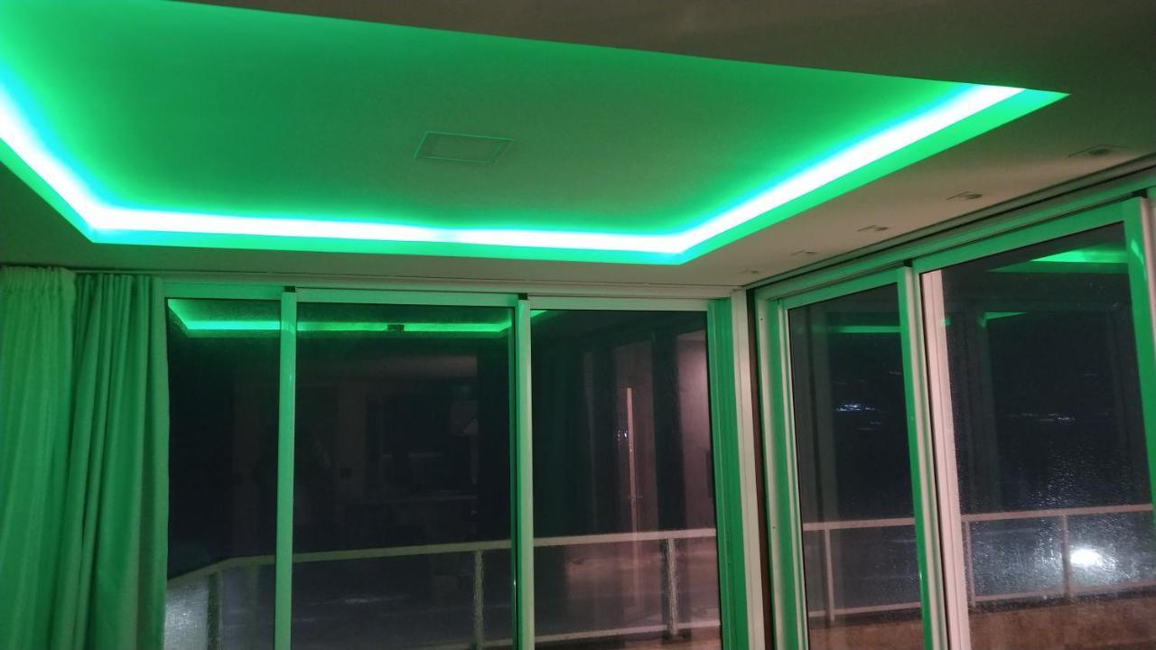 De Cobertura Frente O Mar Apartamento *