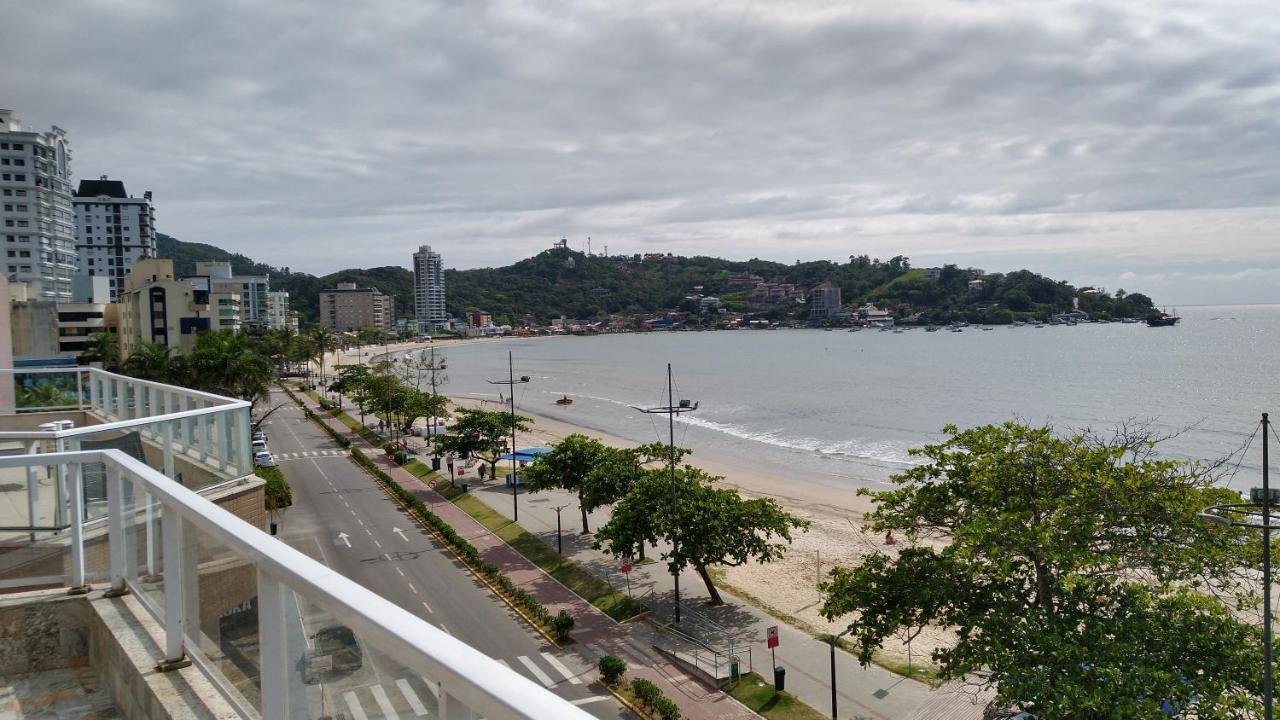 De Cobertura Frente O Mar Apartamento *
